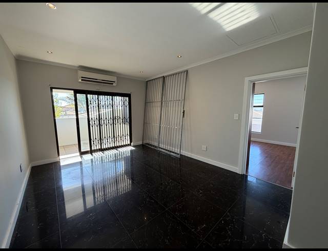 4 BEDROOM HOUSE FOR SALE IN PARKLANDS NORTH